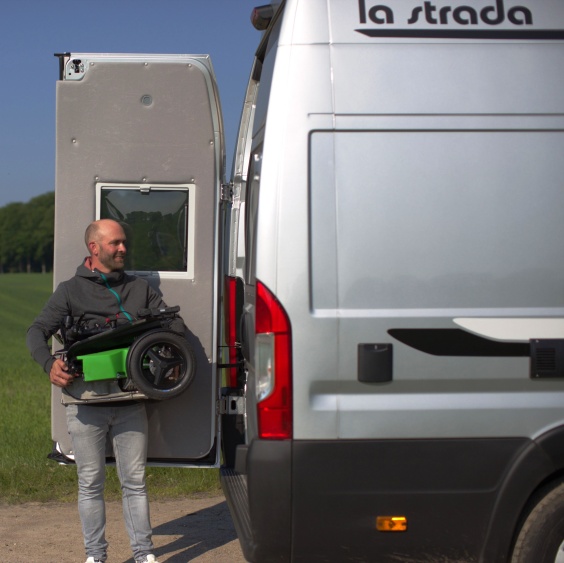 Tim Ascheberg Miterfinder und scuddy Premium V2 Dipl.-Ing. (FH) Tim Ascheberg, M.A., scuddy Miterfinder und Mitbegründer, CEO, Scuddy GmbH & Co. KG