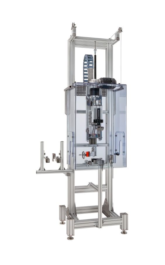 Pandemiegetriebene Weiterentwicklung: der Universalverschrauber 2.0, konzipiert und konstruiert von der Metallatelier GmbH aus Deggenhausen, Bodenseekreis